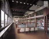  - La sala di consultazione della biblioteca inaugurata nel 2002