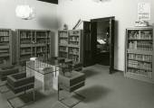  - Un locale della Biblioteca antica al secondo piano (1975-6)